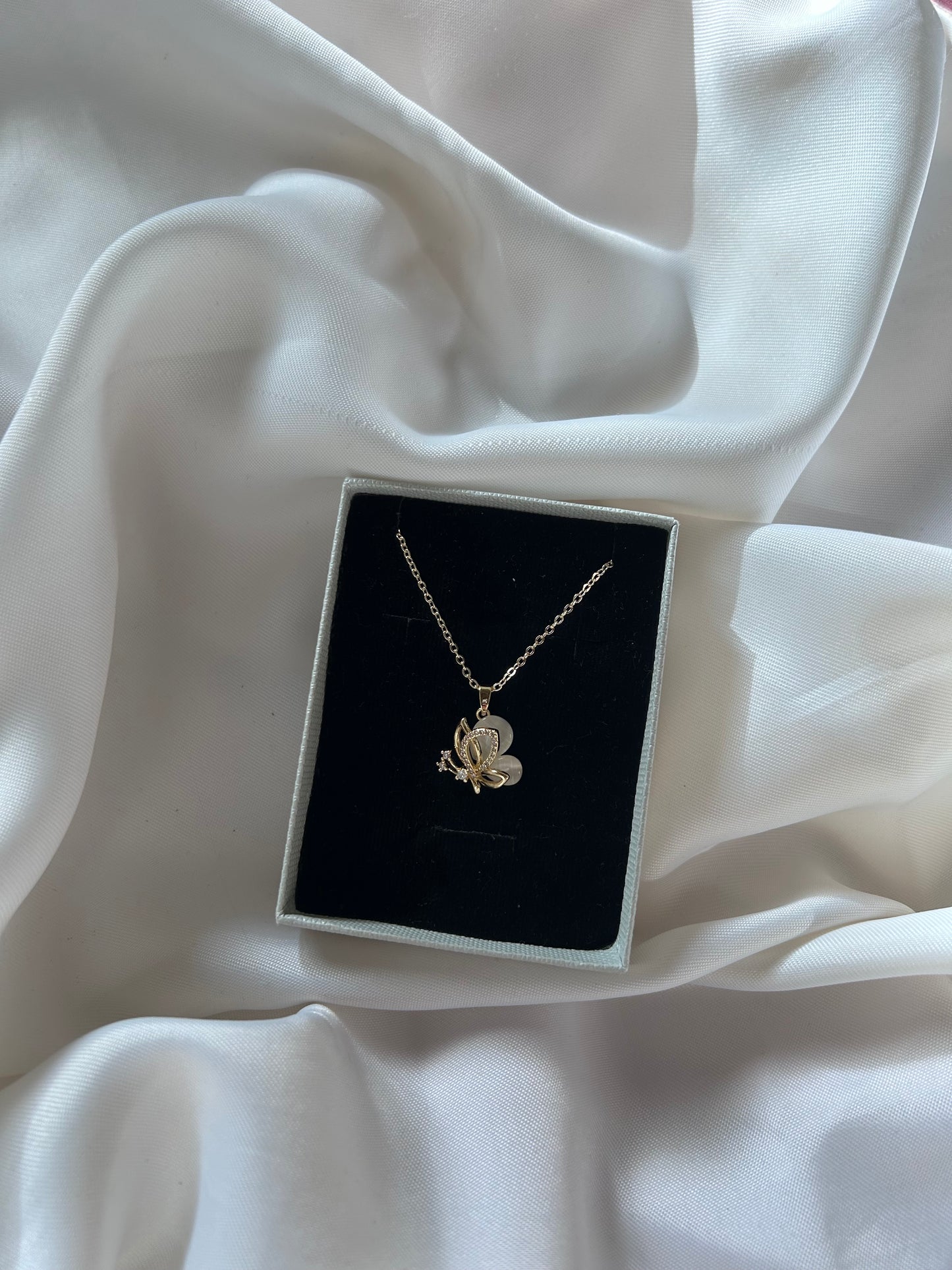 Özel Taşlı Kelebek kolye