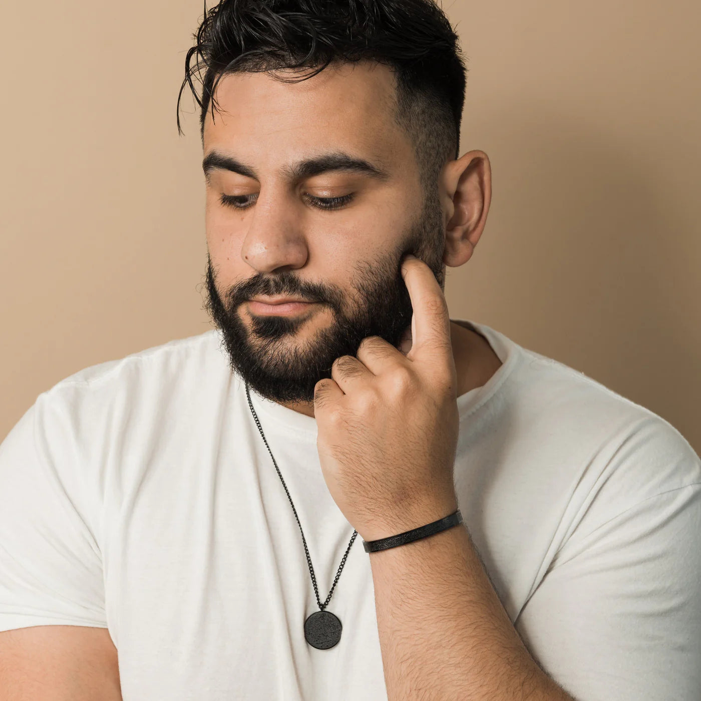 Ayet-el kürsi Siyah Bileklik ve Kolye