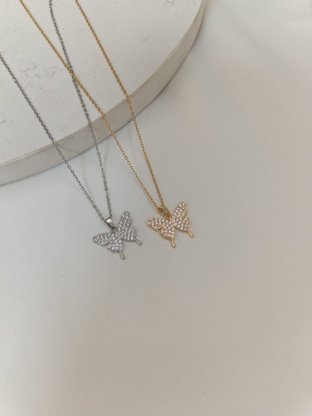 Taşlı Kelebek kolye