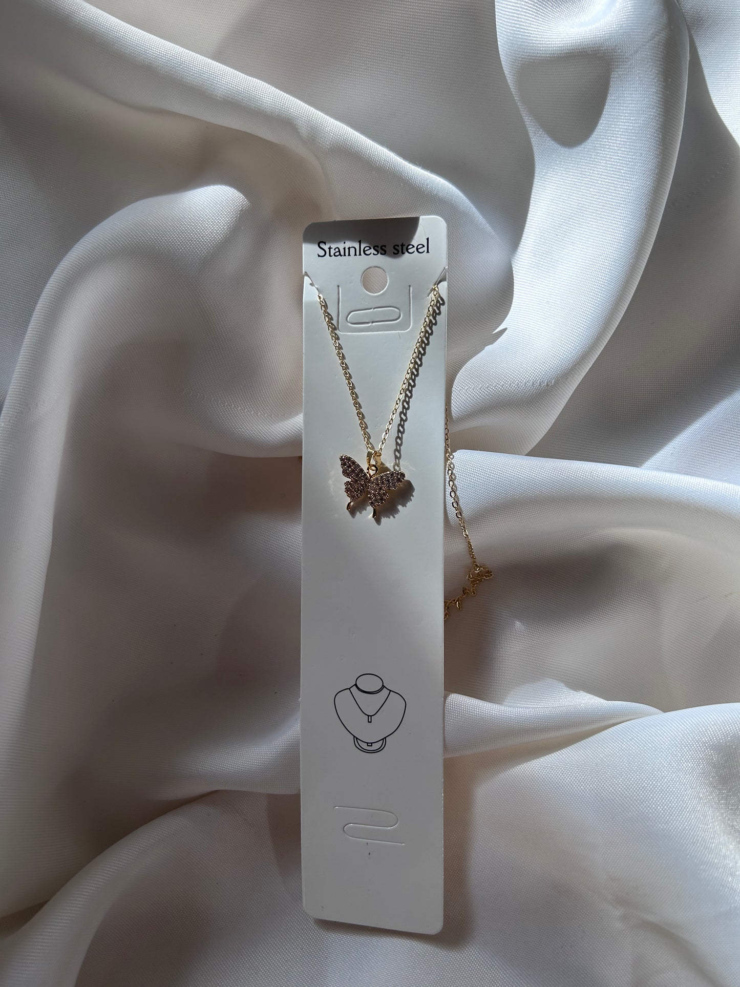 Taşlı Kelebek kolye